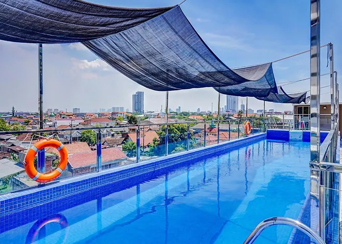 Oyo 90584 Rumah Familiku Syariah Surabaya